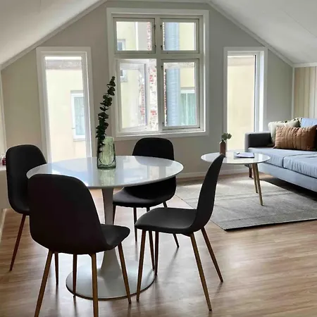 Loftsleilighet I Sentrum Med Parkering * Arendal