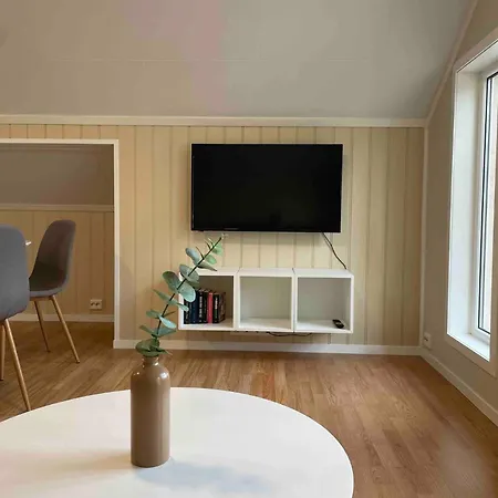 Loftsleilighet I Sentrum Med Parkering Apartment