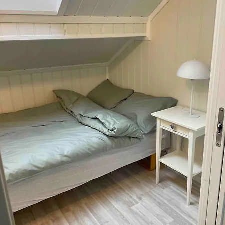 Loftsleilighet I Sentrum Med Parkering Apartmán
