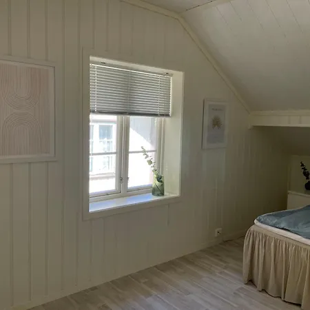 Apartment Loftsleilighet I Sentrum Med Parkering *