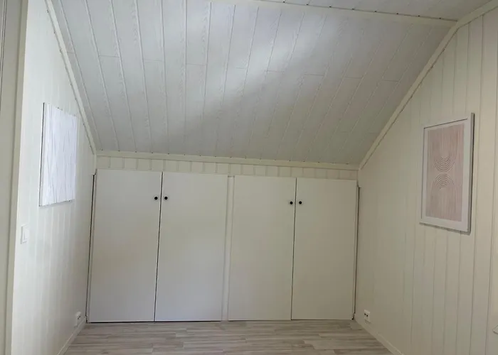 דירה Loftsleilighet I Sentrum Med Parkering ארנדל